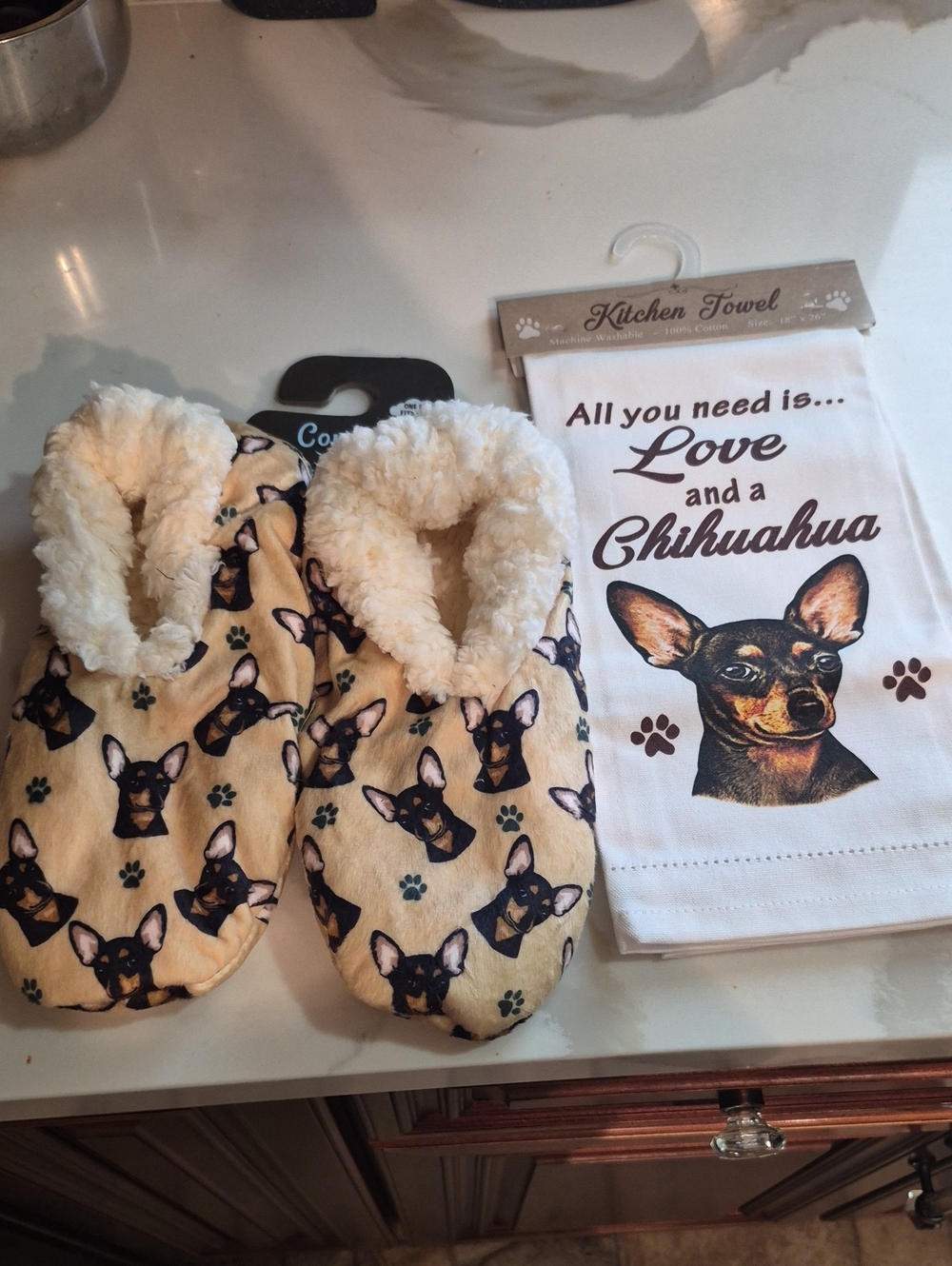 Chihuahua Slippers and Kitchen Towel Set